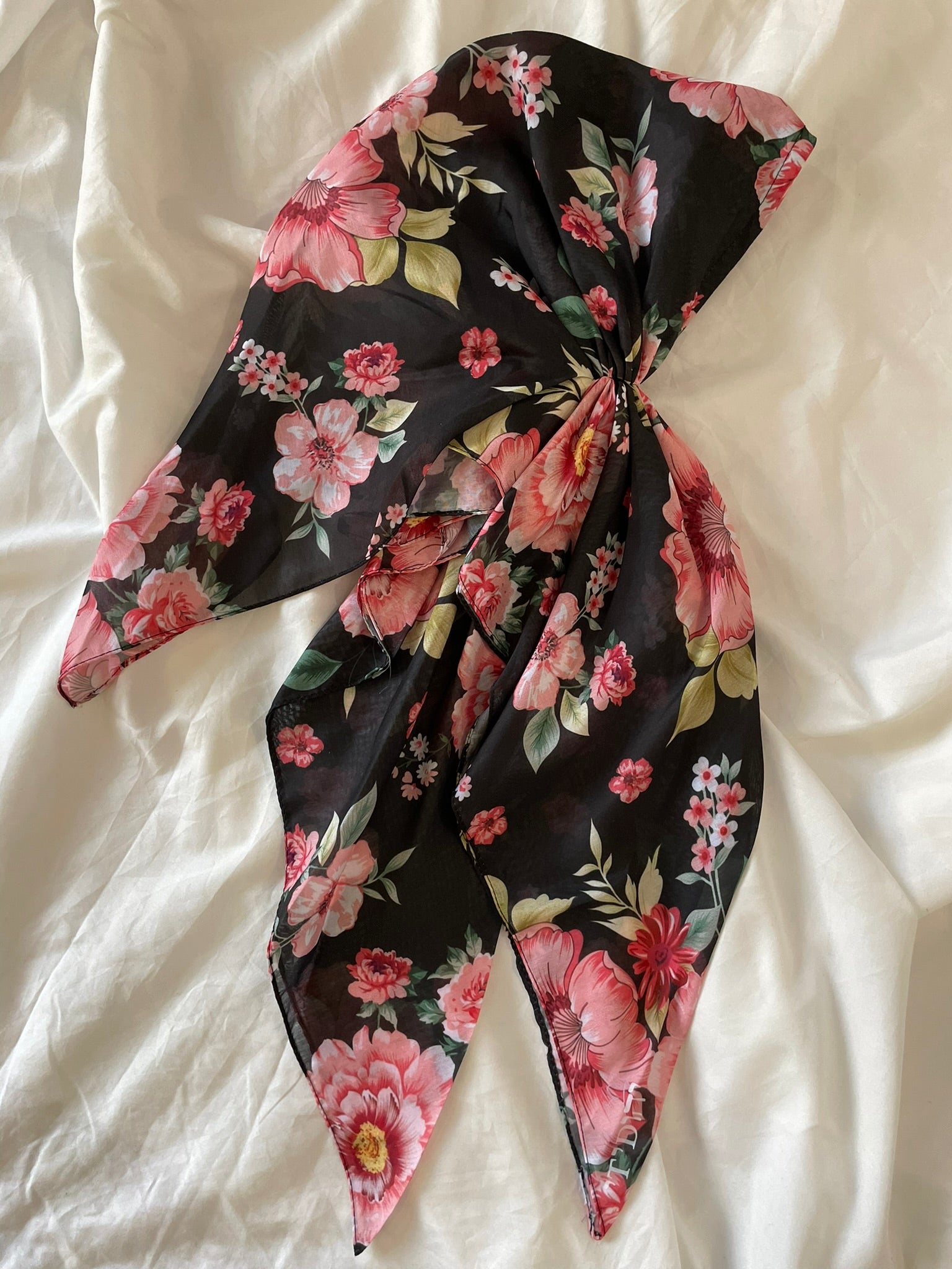 Black Floral Pre-tied print